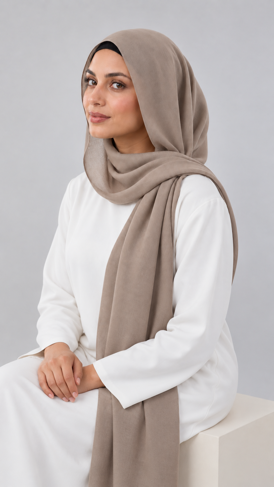 STONE BEIGE: SOLID MODAL