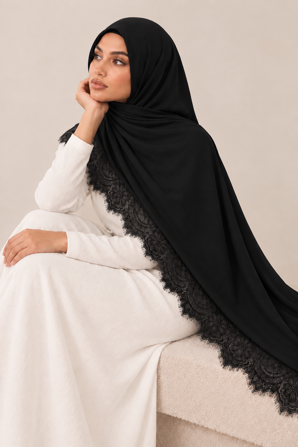 BLACK MODAL LACE HIJAB
