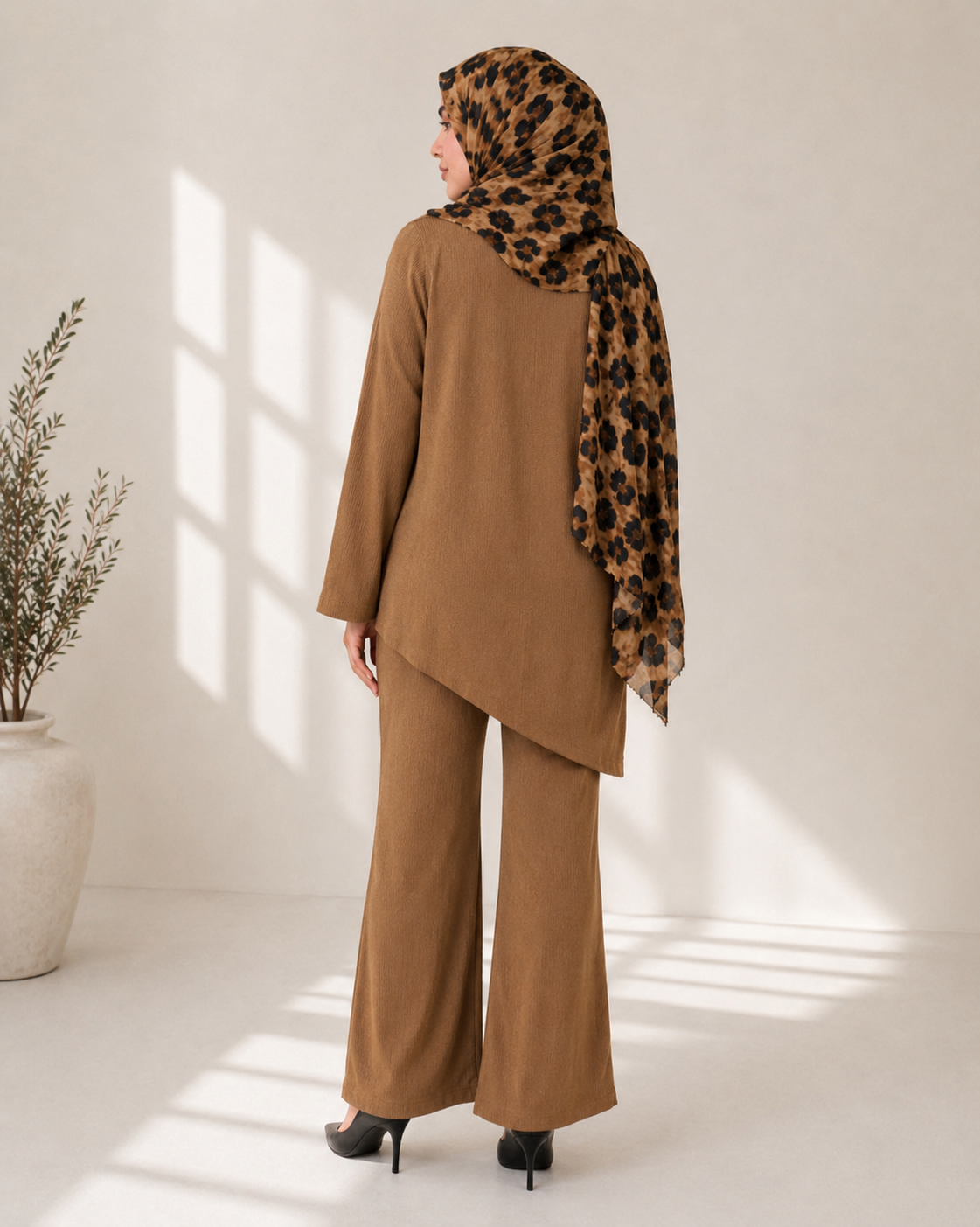 SLANT LINE-MOCHA BROWN
