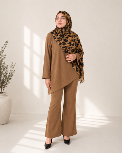 SLANT LINE-MOCHA BROWN