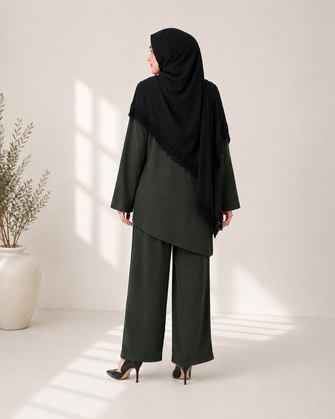 SLANT LINE-OLIVE GREEN